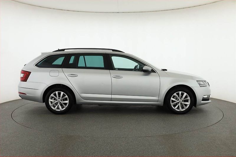 Škoda Octavia (2018) Style 2.0 TDI, Automat - fotka 6 z 19