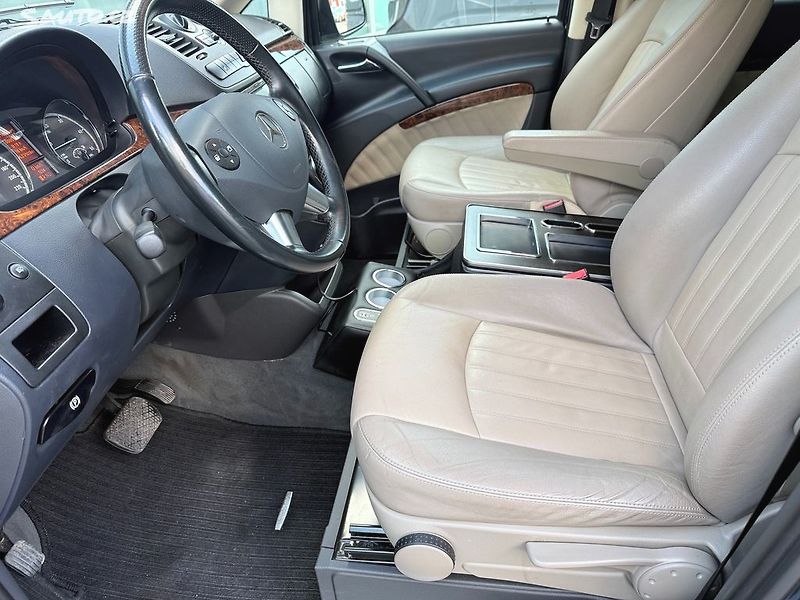 Mercedes-Benz Viano 3.0 CDi Extra Long - fotka 17 z 41
