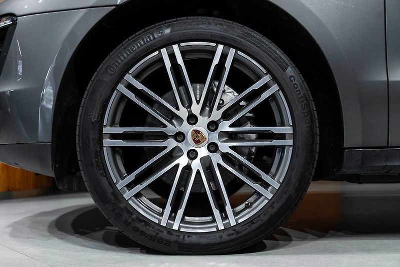 Porsche Macan S - fotka 5 z 22