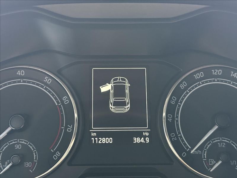 Škoda Scala 1,0   TSI 81kW,STYLE,SERVISKA, - fotka 12 z 24