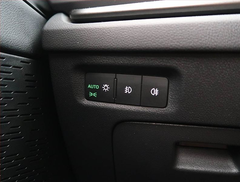 Škoda Octavia (2023) Ambition 2.0 TDI - fotka 17 z 23