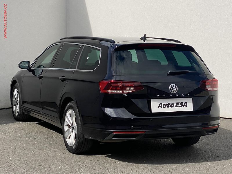 Volkswagen Passat (2019) 2.0 TDi, Business, DSG, LED - fotka 6 z 19