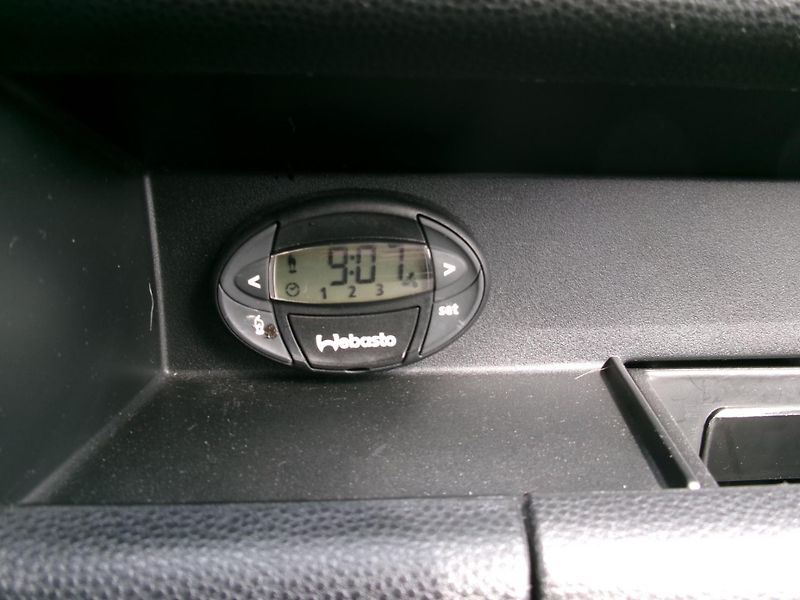 Mazda 2 (2008) 1,3i KLIMA WEBASTO - fotka 22 z 29