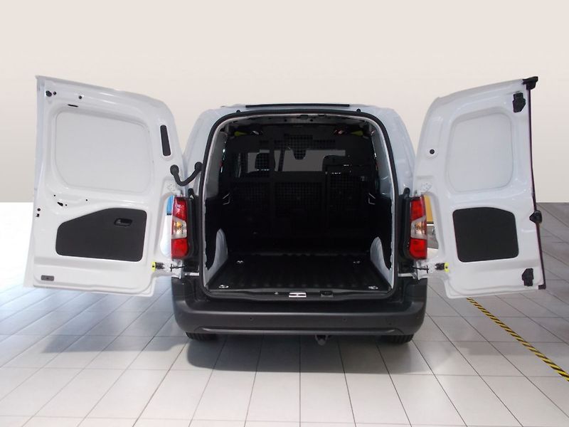 Opel Combo (2026) CrewVan L2 (XL) 1.5 CDTI (96kW - fotka 11 z 31