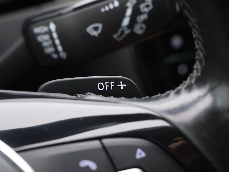 Volkswagen Passat Variant 2,0 TDI 110kW DSG Highline LED - fotka 18 z 32