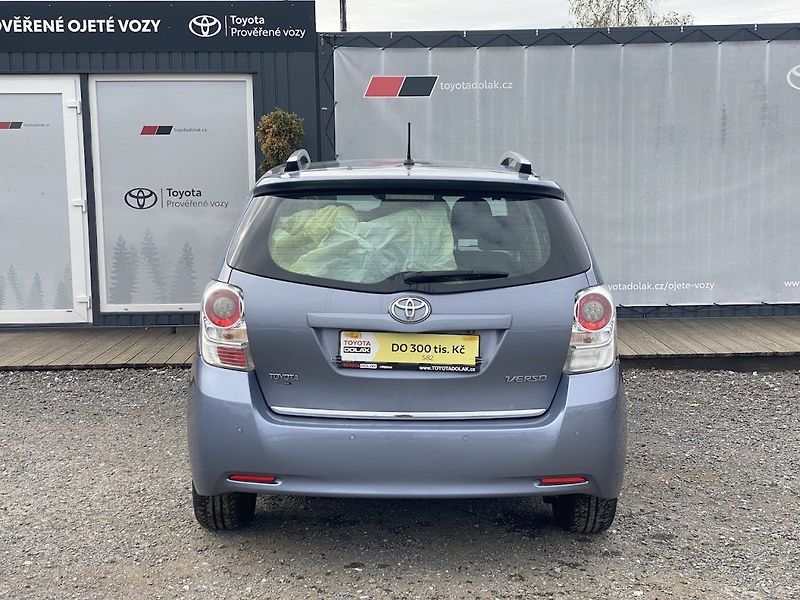 Toyota Verso 2.0D, ČR, Sol, 2x kola - fotka 6 z 15