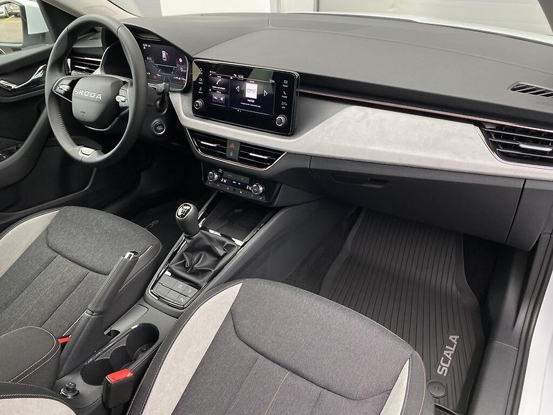 Škoda Scala 1,0 TSI 85 kW Selection - fotka 24 z 27