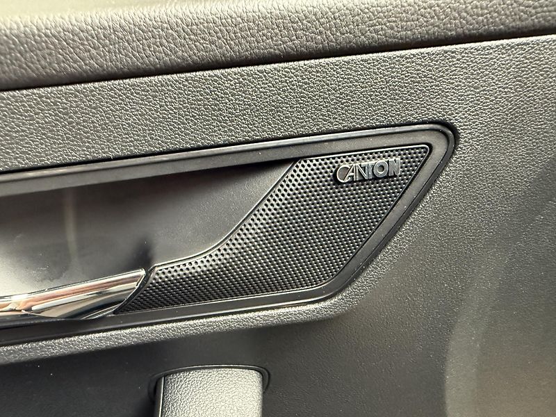 Škoda Karoq 1.5 TSI 110kW Sportline DSG - fotka 11 z 15