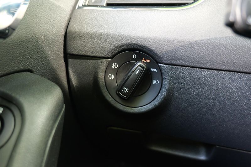 Škoda Octavia 1.4 TSI 110 kW Tažné CarPlay - fotka 20 z 31