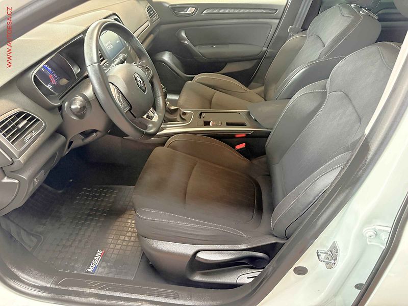 Renault Mégane (2019) 1.3 TCe, 1.maj,ČR, AC, temp. - fotka 9 z 16