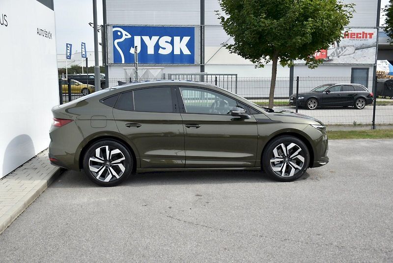 Škoda Enyaq (2025) 85 Sportline 210kW ADVANCED Pa - fotka 9 z 35