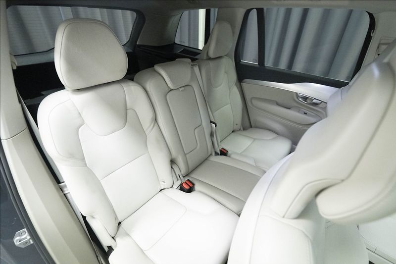 Volvo XC90 2,0 D5 AWD 1. MAJITEL ČR TAŽNÉ - fotka 10 z 44