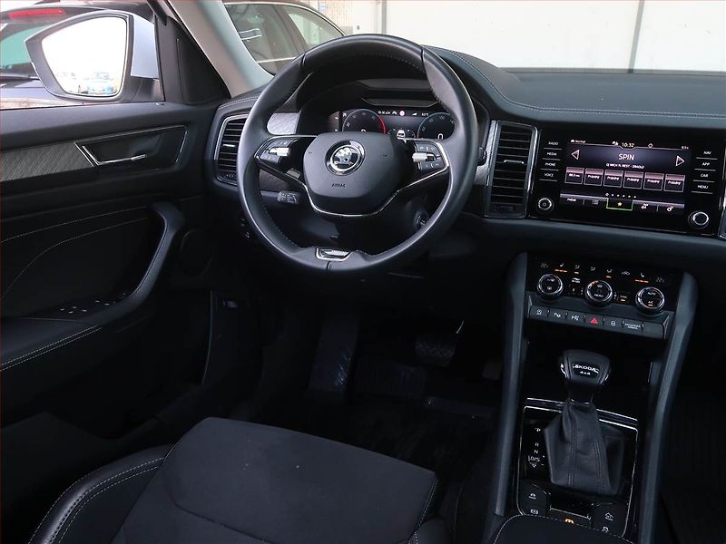 Škoda Kodiaq (2023) 2.0 TDI - fotka 7 z 26
