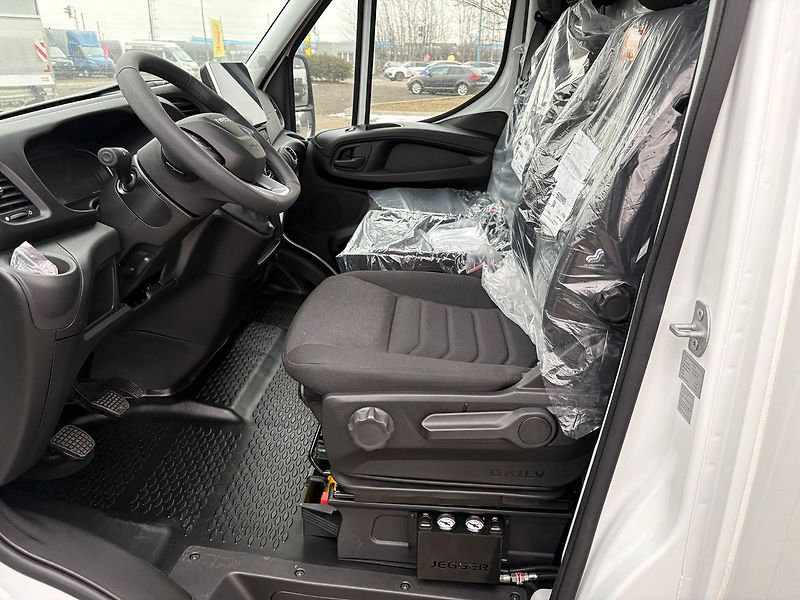 Iveco Daily (2026) 3.0, 180k, Skříň, 10palet - fotka 10 z 20