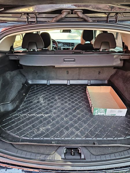 Volvo V60 (2012) R DESIGN - fotka 7 z 31