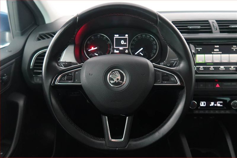 Škoda Fabia (2014) Style 1.2 TSI, Serv.kniha - fotka 15 z 18