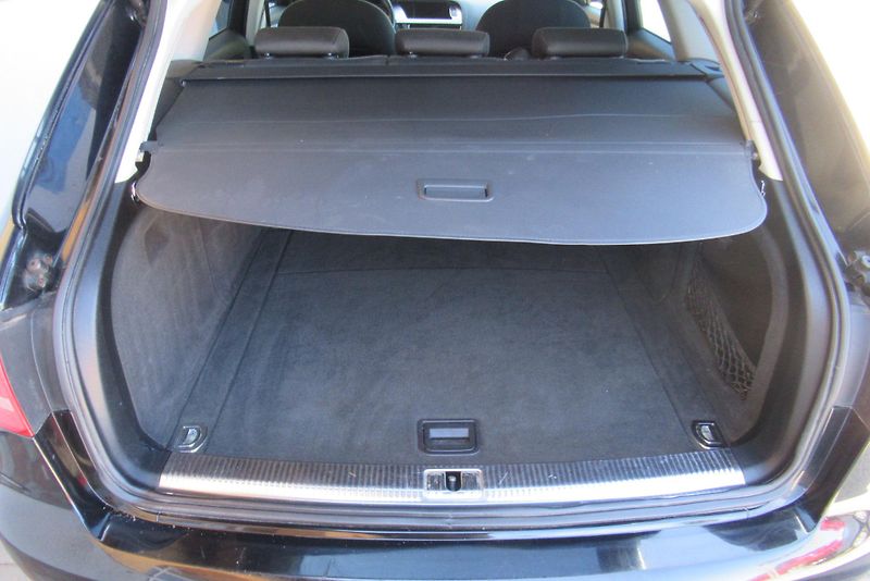 Audi A4 2.0 TDI AUT. KLIMA - fotka 16 z 19