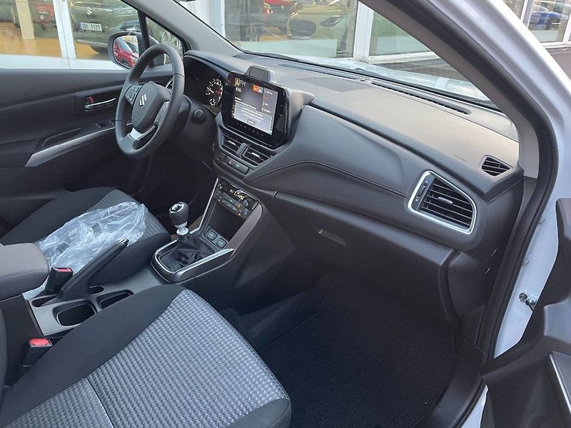 Suzuki S-Cross Premium - fotka 9 z 10