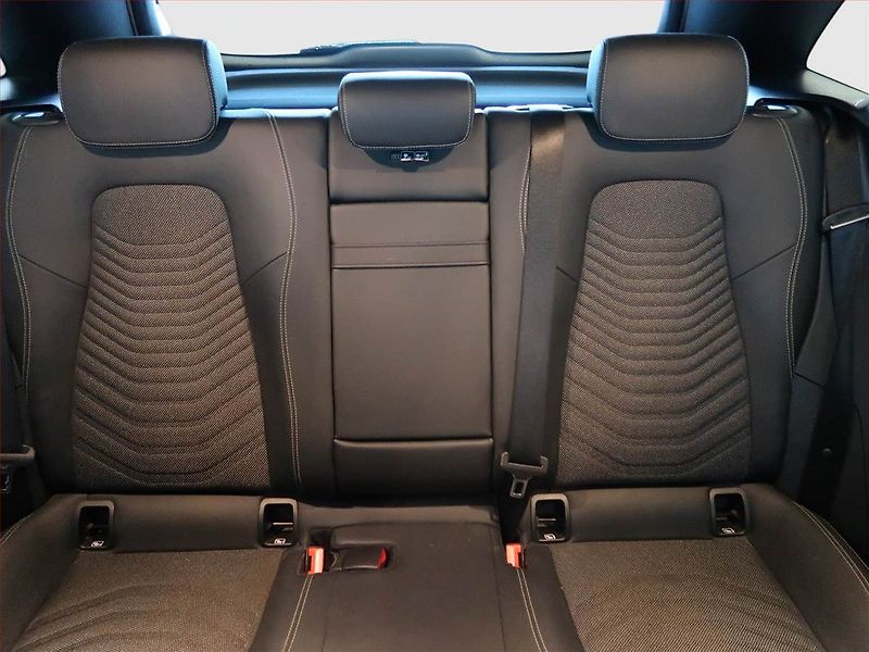 Mercedes-Benz Třídy B (2020) B 180, Automat, Kůže, Navi - fotka 10 z 14