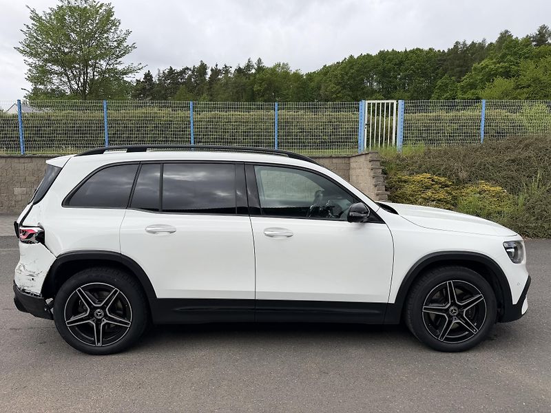 Mercedes-Benz GLB 250 165kW 4MATIC AMG LINE  - fotka 3 z 25