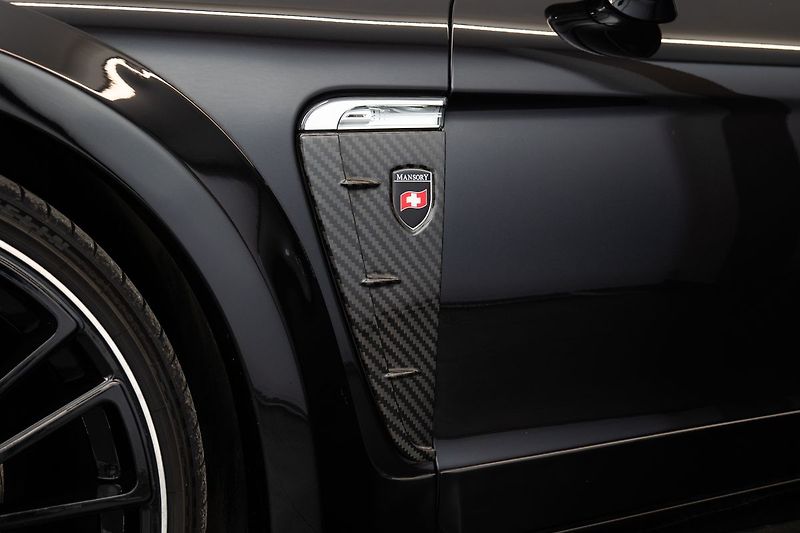Porsche Panamera - fotka 24 z 26
