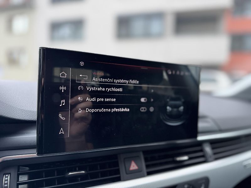 Audi A5 (2020) 45TFSi Sportback S-Line 180Kw - fotka 25 z 35