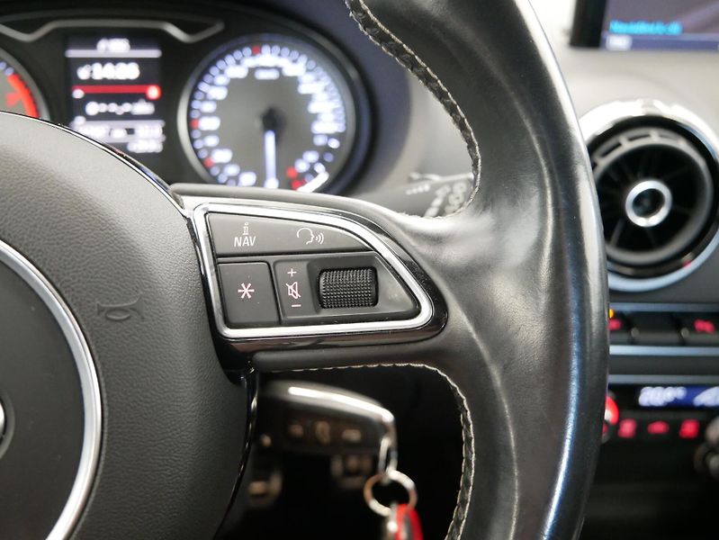 Audi S3 - fotka 16 z 26