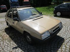 Škoda Favorit (1990) 136 1. majitel  - fotografie inzerátu