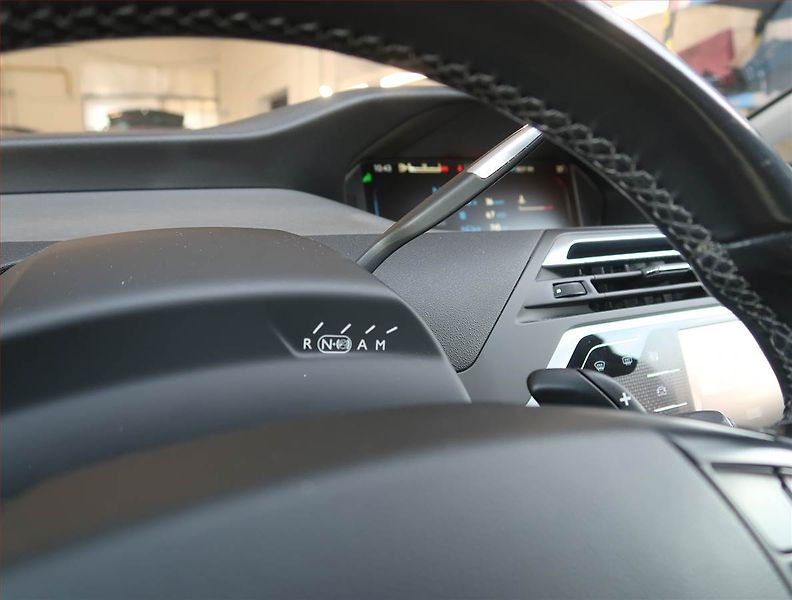 Citroën C4 Picasso (2014) 1.6 HDi, Automat, 7 míst - fotka 13 z 23
