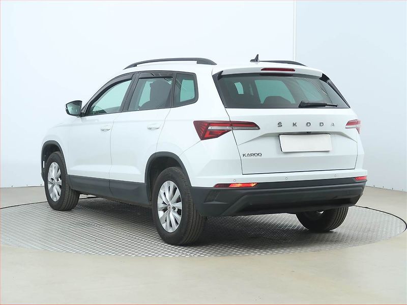 Škoda Karoq (2022) Ambition 1.0 TSI - fotka 4 z 16