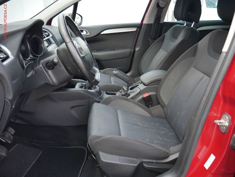 Citroën C4 (2011) 1.4 i, ČR, AC, temp - fotka 9 z 18