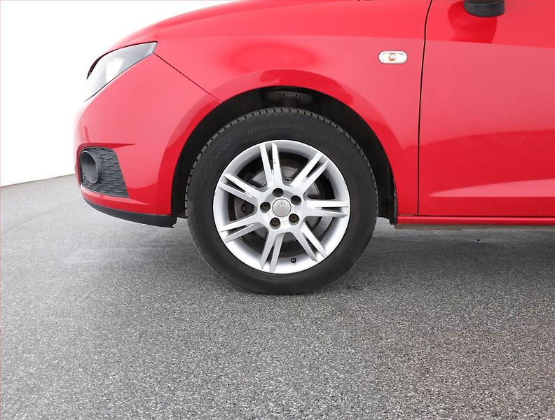 Seat Ibiza (2011) 1.2 12V, Serv.kniha, po STK - fotka 15 z 15