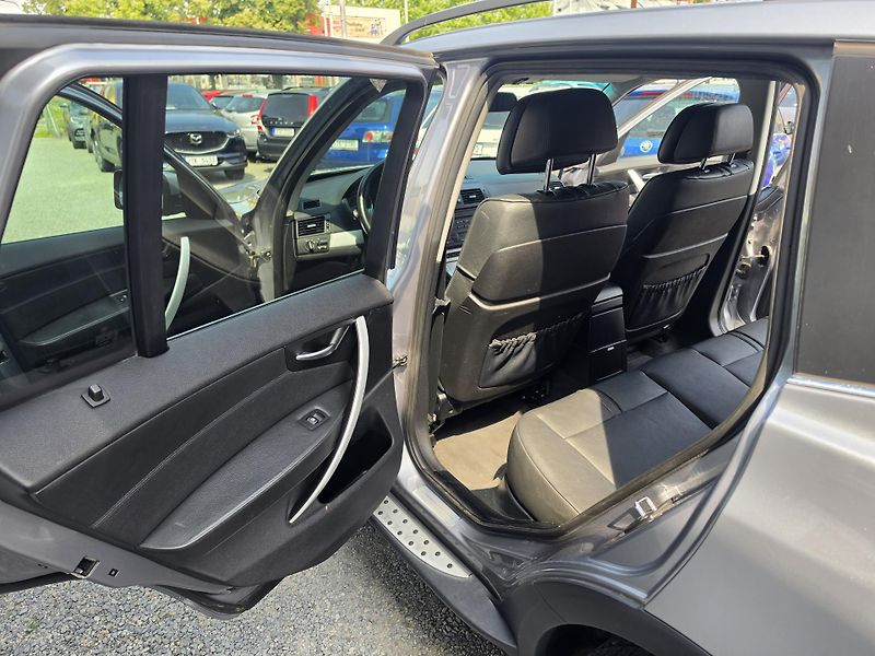 BMW X3 3.0 D Panorama Automat  - fotka 7 z 21