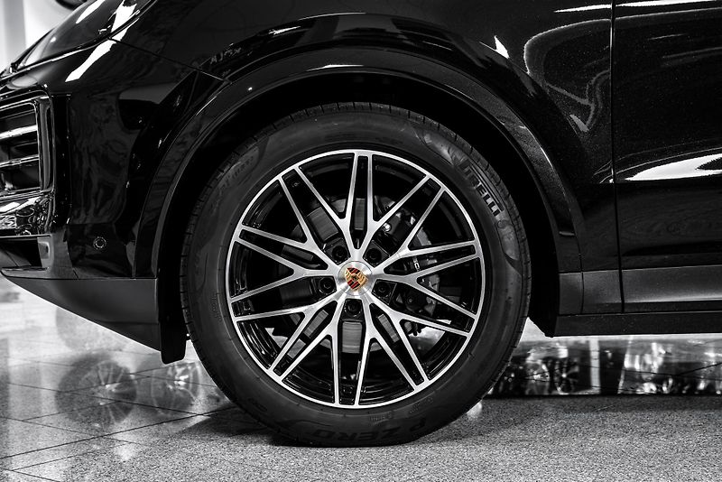 Porsche Cayenne PPF/PASM/PANO/360/ZARUKA/CHRON - fotka 6 z 20