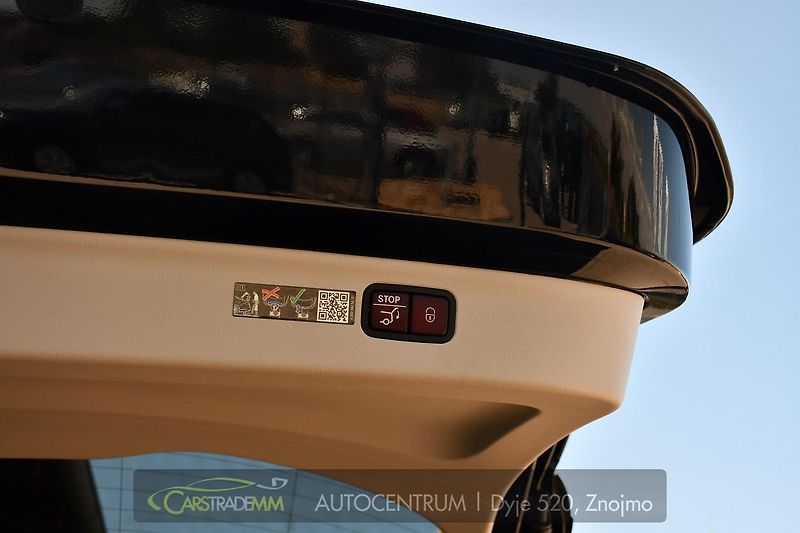 Mercedes-Benz EQS 450 4MATIC AMG HYPERSCREEN - fotka 56 z 63