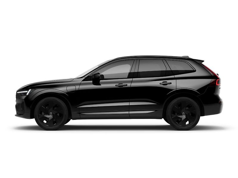 Volvo XC60 Plus Black Edition T6 AWD 262k - fotka 3 z 13