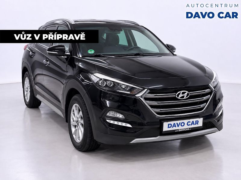 Hyundai Tucson 2,0 CRDI 100kW Aut. 4x4 CZ DPH - fotka 4 z 12