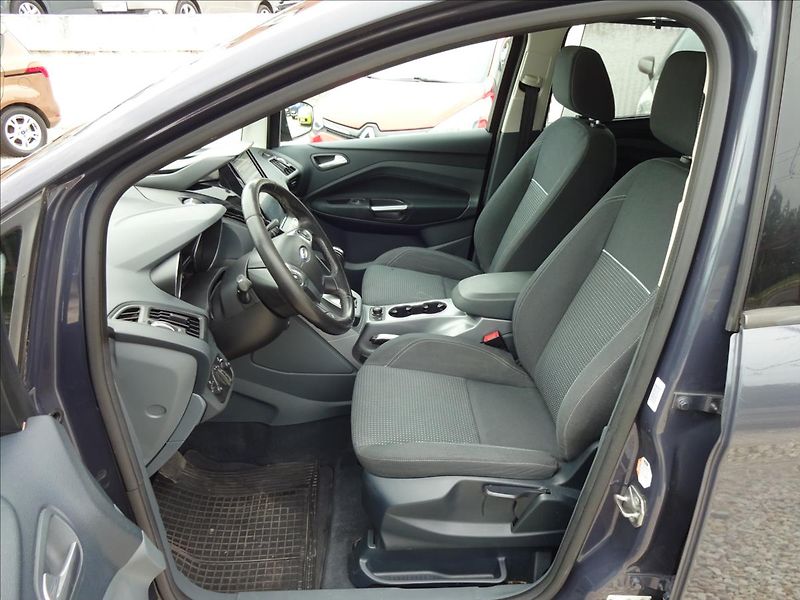 Ford C-MAX 2,0 TDCi 103kW AUTOMAT - fotka 15 z 47