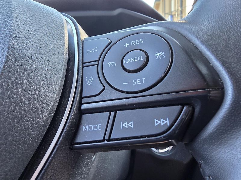 Toyota RAV4 2.0-4x4-AUT-1.MAJITEL-ZÁRUKA - fotka 23 z 40