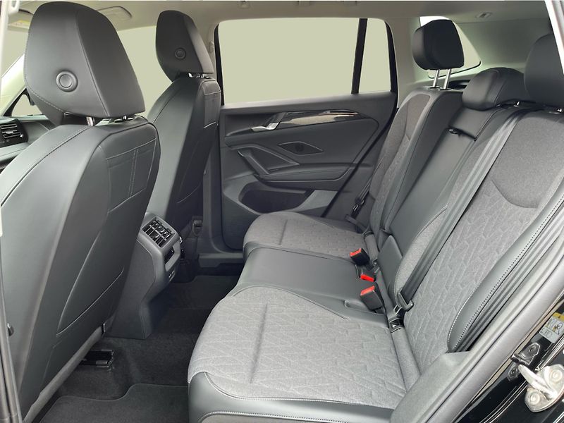 Volkswagen Tiguan 2.0TDI 7DSG 110kW PEOPLE - fotka 12 z 23