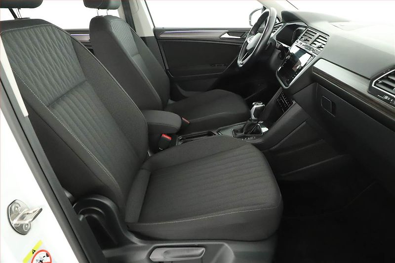 Volkswagen Tiguan Allspace (2023) Life 1.5 TSI - fotka 7 z 20