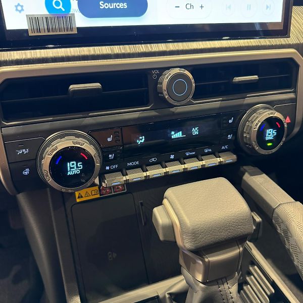 Toyota 4Runner (2026) 2.4 i-FORCE MAX Hybrid - fotka 13 z 31