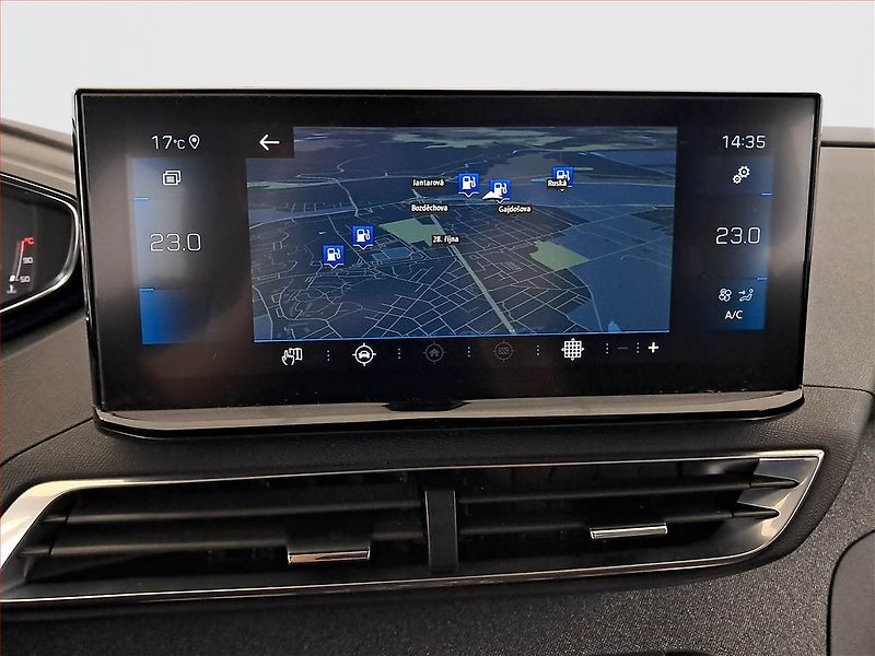 Peugeot 3008 (2021) 1.5 BlueHDi, Automat, ČR,1.maj - fotka 19 z 22
