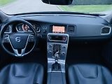 Volvo V60 2.4D4 5V AUTOMAT KAMERA TAŽNÉ - náhled 23