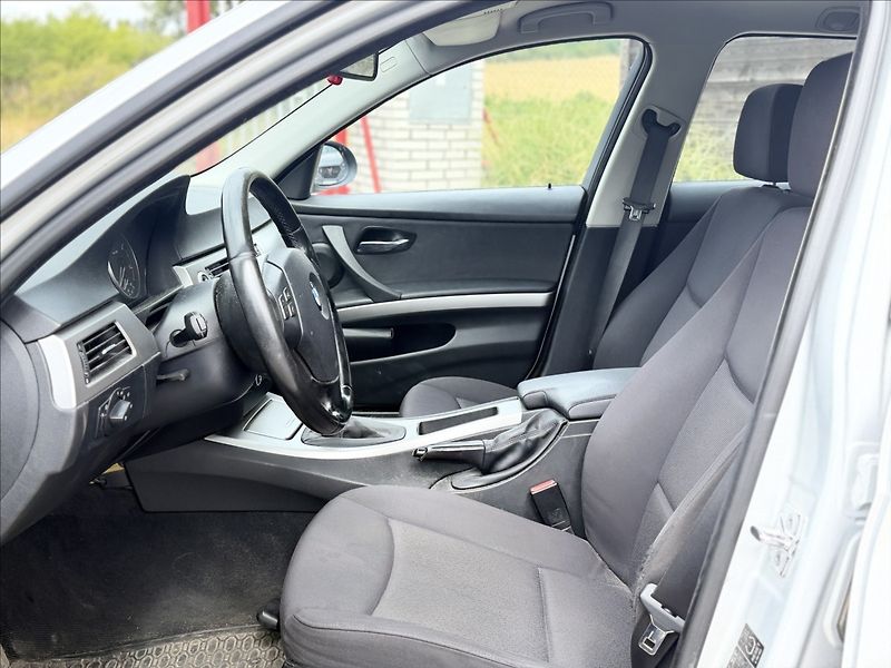 BMW Řada 3 2,0 d 120kW NOVÁ STK - fotka 9 z 19