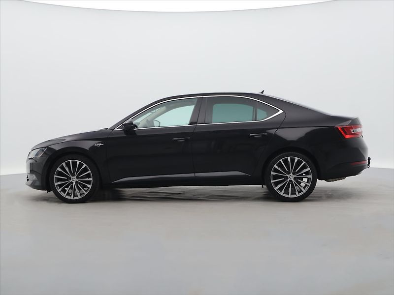 Škoda Superb 2,0 TDI 140kW DSG L&K Xenon - fotka 4 z 36