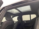 Volvo XC40 T2 MOMENTUM REZERVACE - náhled 29