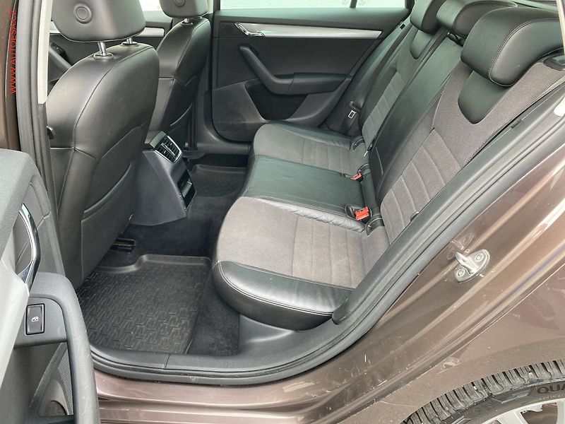 Škoda Octavia (2017) 1.6 TDi, Ambiente, panor - fotka 10 z 17