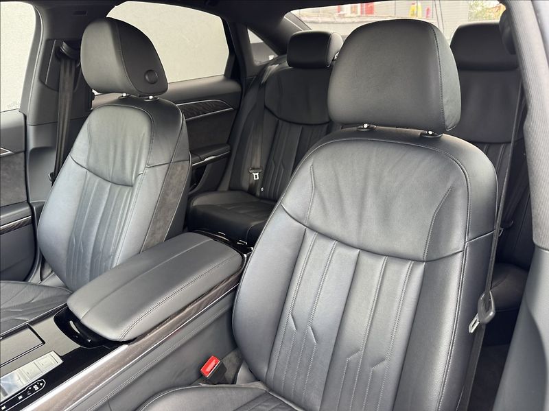 Audi A8 3,0 50 TDI QUATTRO LASER DPH - fotka 21 z 50
