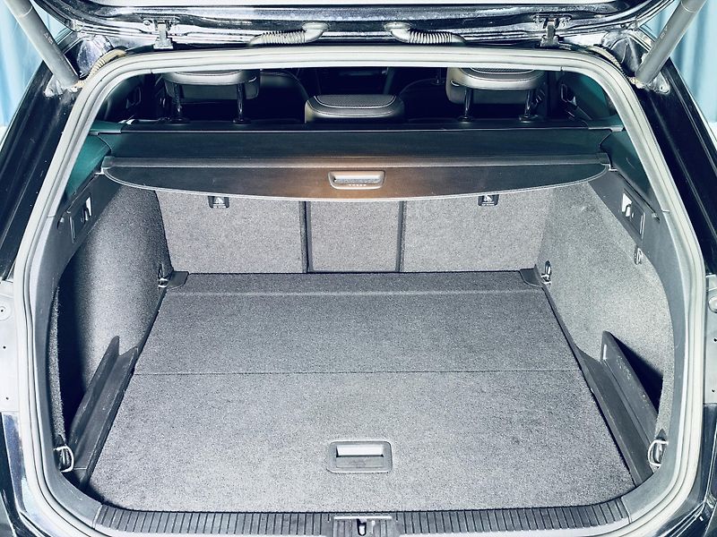 Volkswagen Passat (2019) 2.0TDI*R-LINE*CZ*LED*1.MAJ* - fotka 38 z 39